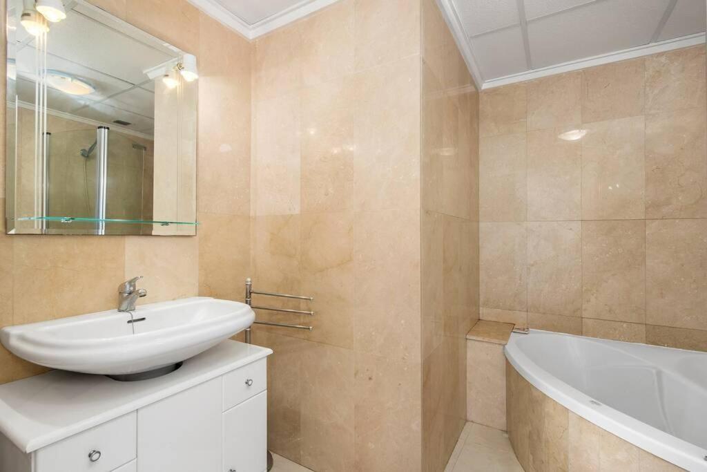 A Beautiful 2 Bedroom Townhouse - Las Cerezas Ciudad Quesada Εξωτερικό φωτογραφία